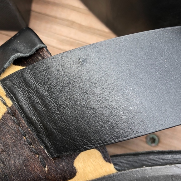 I Desire the Things that Will Destroy Me Sandals - Picture 5 of 8